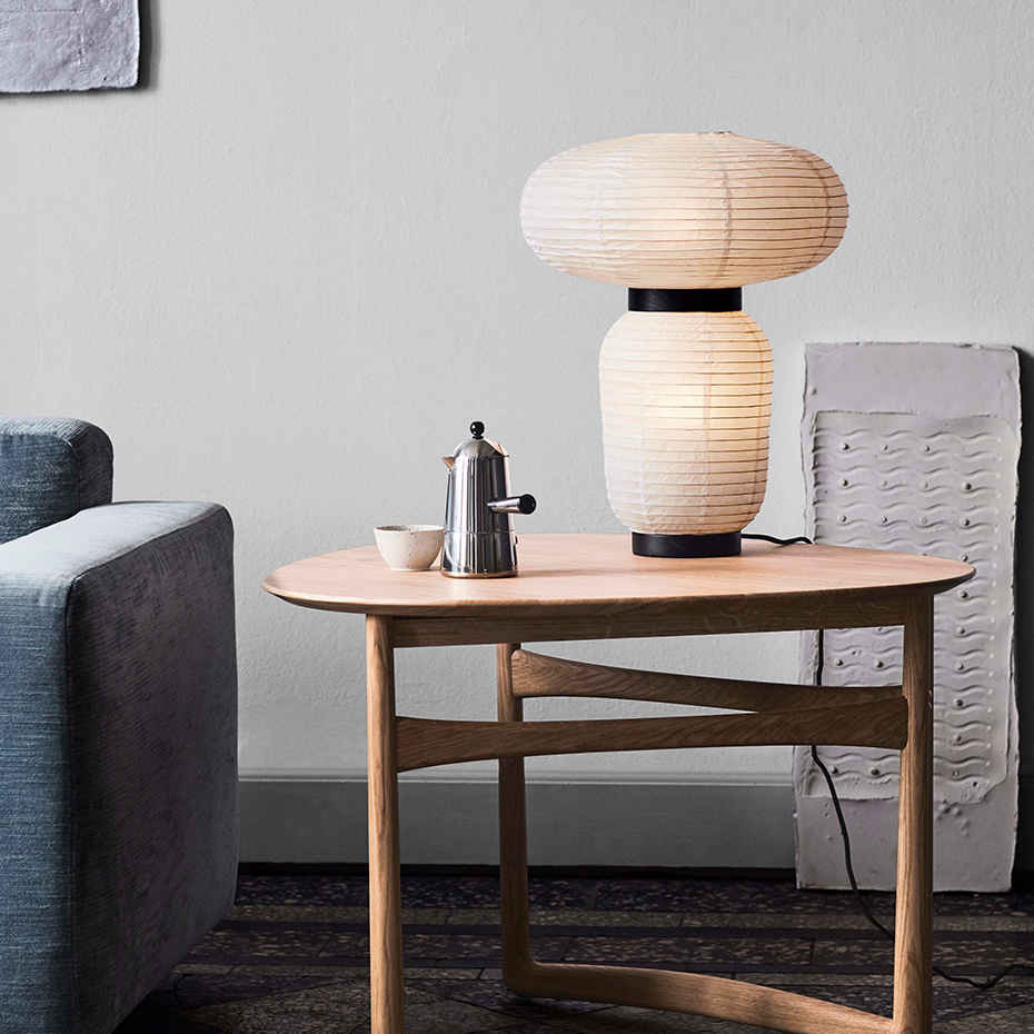 Formakami Bordslampa JH18 Ivory White