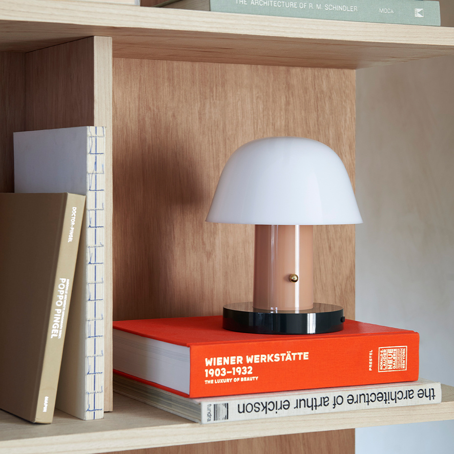 Setago Bordslampa JH27 Portable Beige & Forest