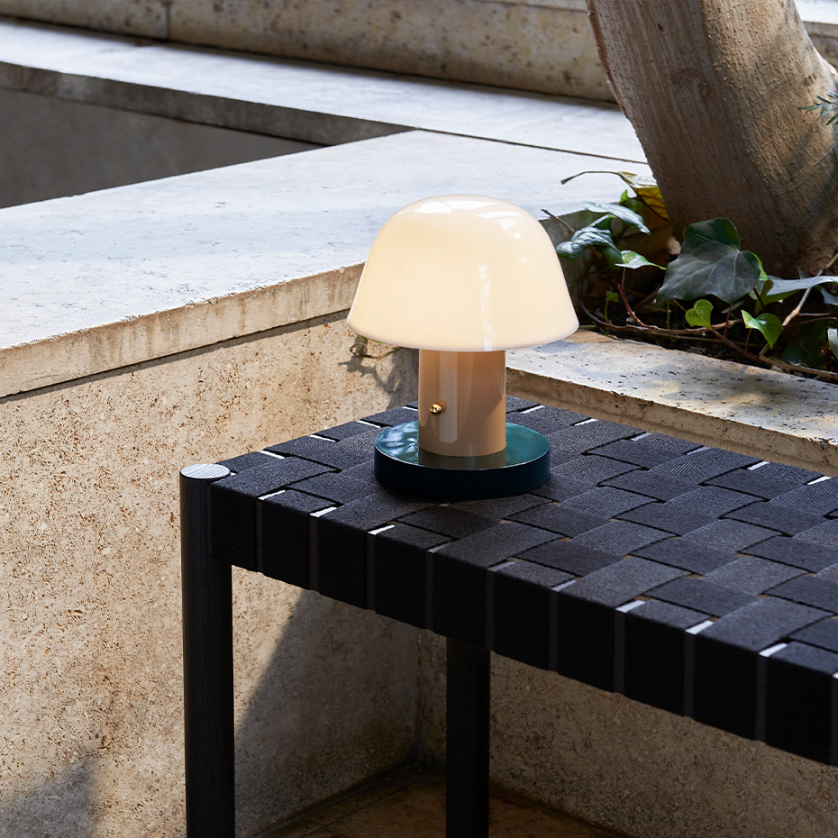 Setago Bordslampa JH27 Portable Beige & Forest