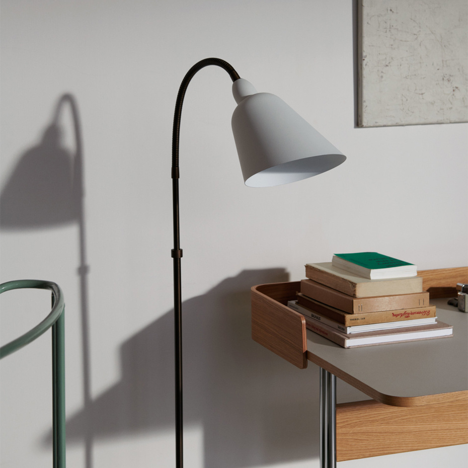 Bellevue Golvlampa AJ7 Anniversary Edition White & Bronzed Brass