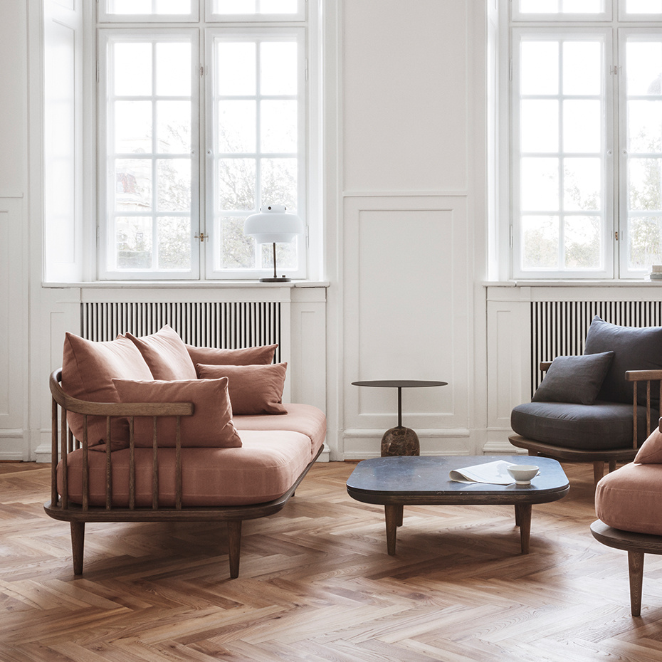 Copenhagen Bordslampa SC13 Opal Glass & Bronzed Brass