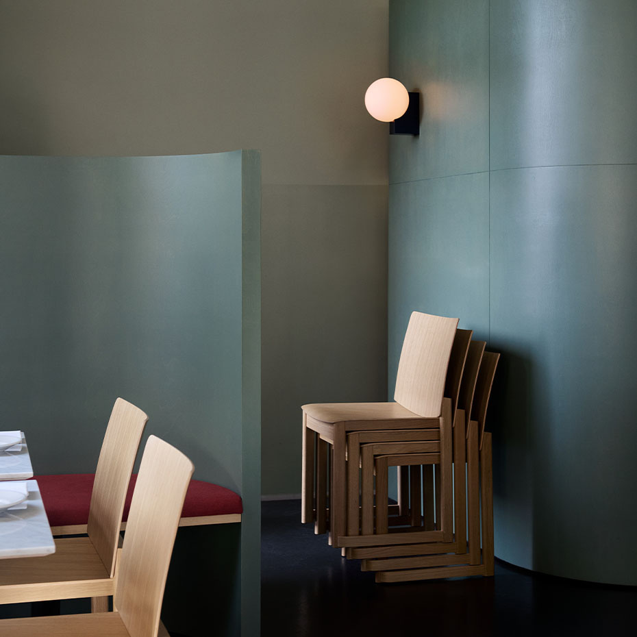 Journey Vägglampa SHY2 Silk Grey