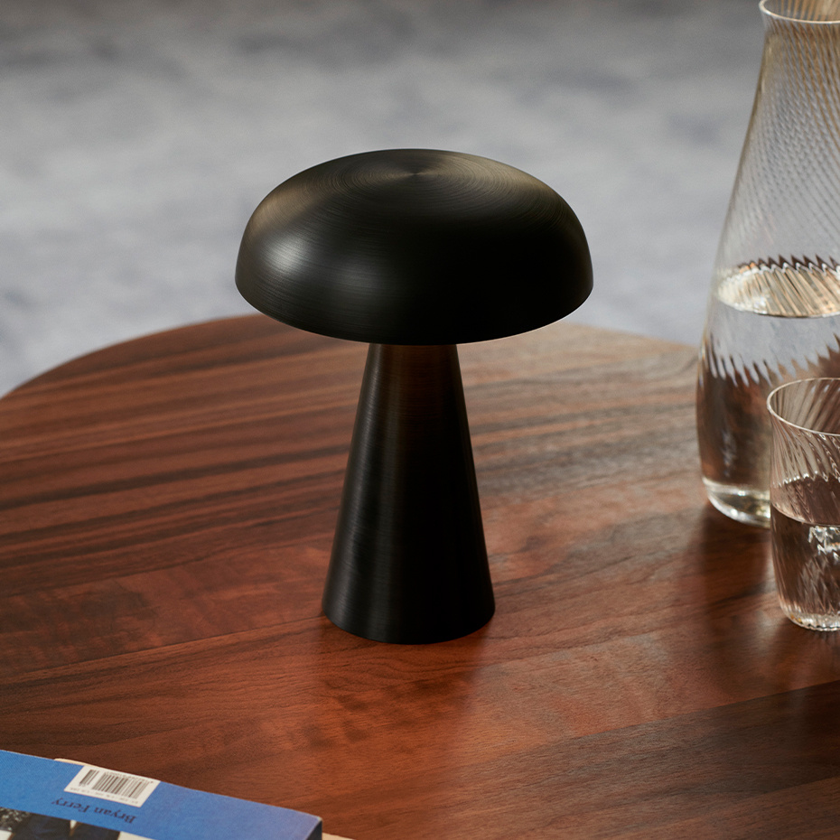 Como Bordslampa SC53 Portable Black