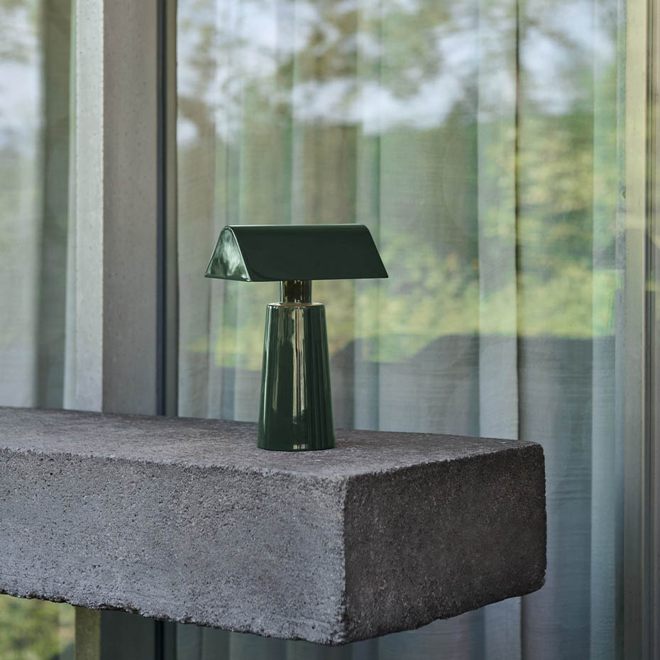 Caret Bordslampa MF1 Portable Forest