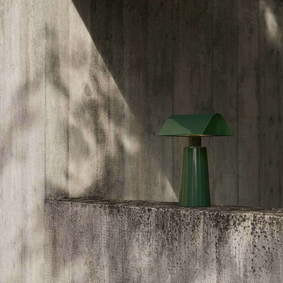 Caret Bordslampa MF1 Portable Forest