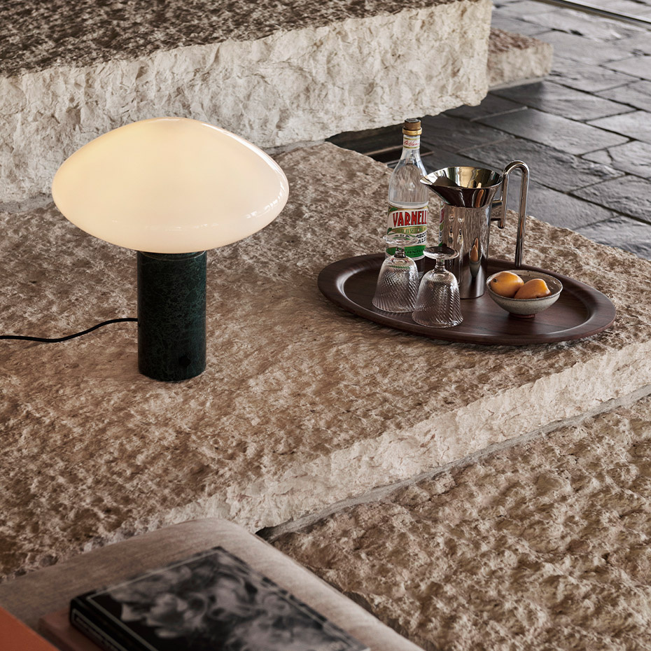 Mist Bordslampa AP17 Opal Glass & Guatemala Verde Marble