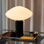 Mist Bordslampa AP17 Opal Glass & Guatemala Verde Marble Mist Bordslampa AP17 Opal Glass & Guatemala Verde Marble