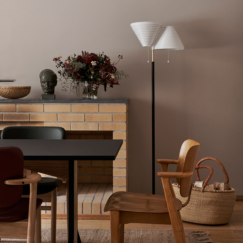 A810 Golvlampa Polished Brass