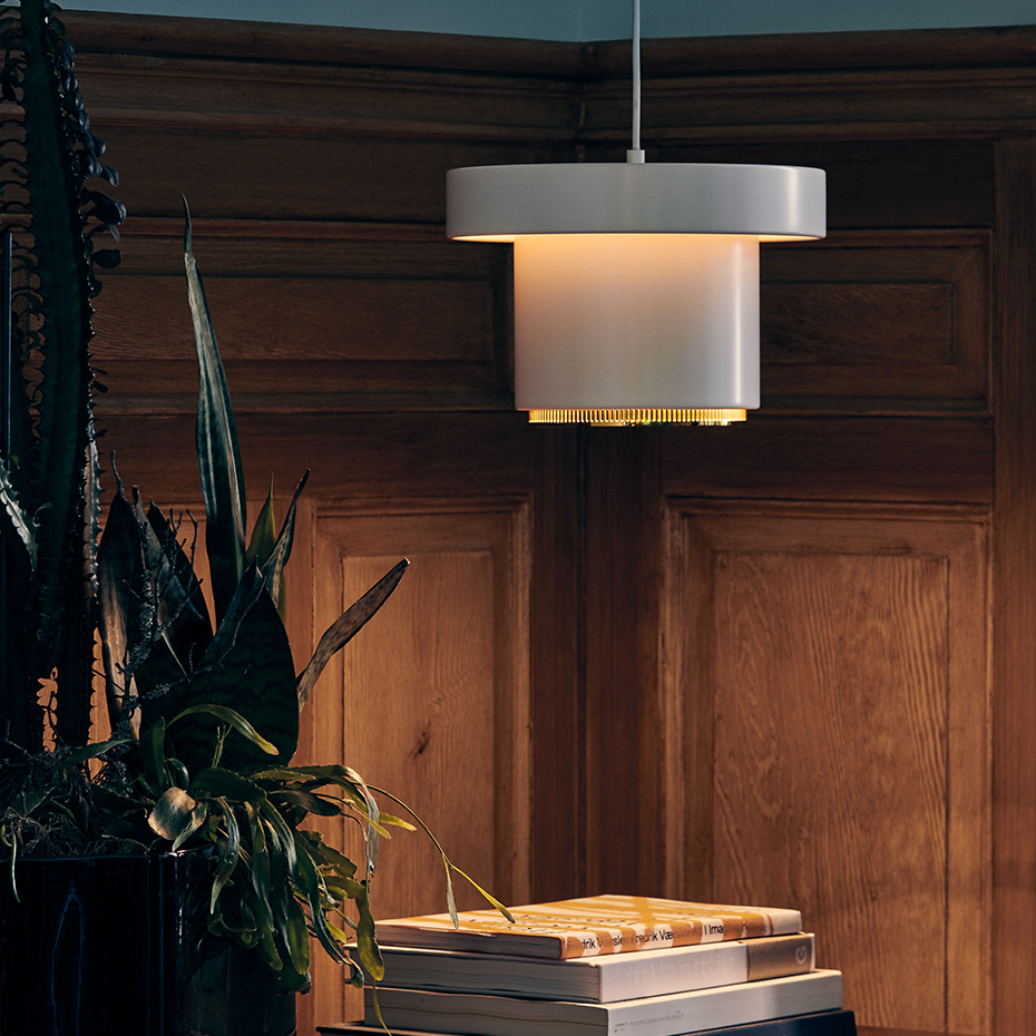 A201 Pendel White/Brass-Plated