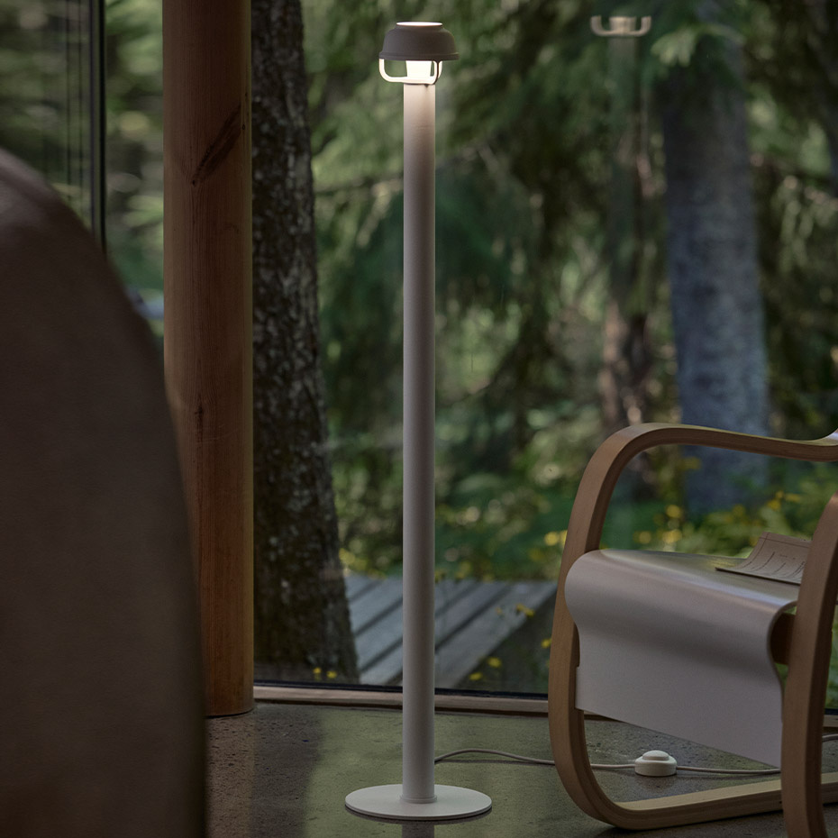 Kori Golvlampa Deep Matt White