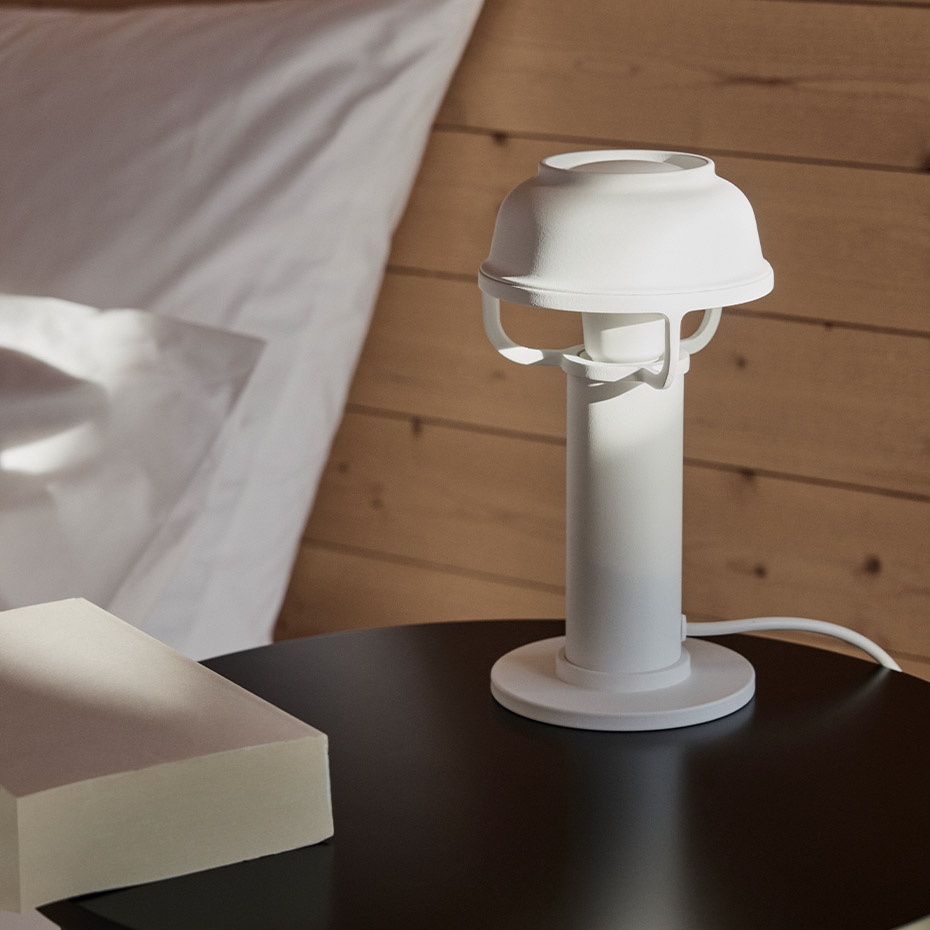 Kori Bordslampa Deep Matt White