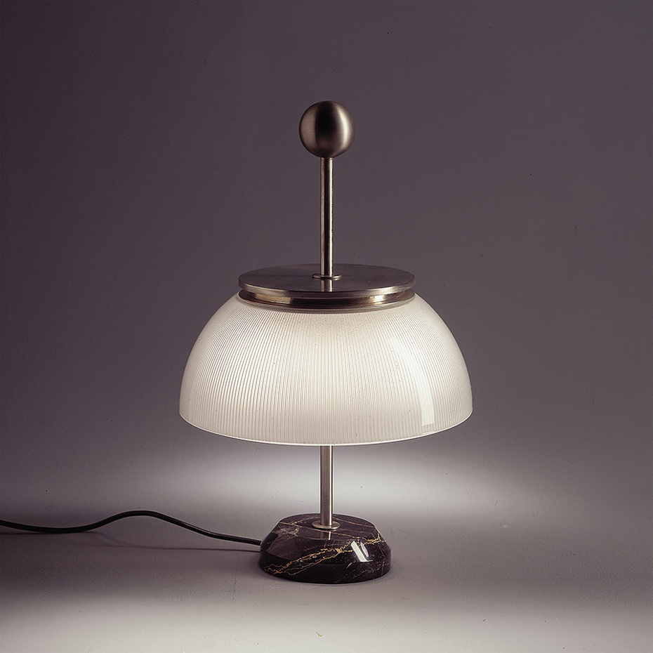 Alfa Bordslampa