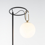NH Golvlampa Black/Brass NH Golvlampa Black/Brass