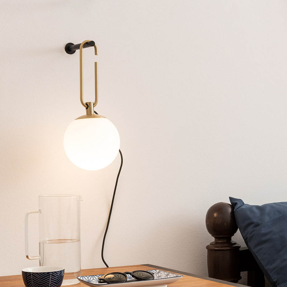 NH Vägglampa Black/Brass