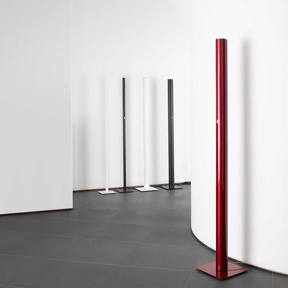 Ilio Golvlampa Rubin Red