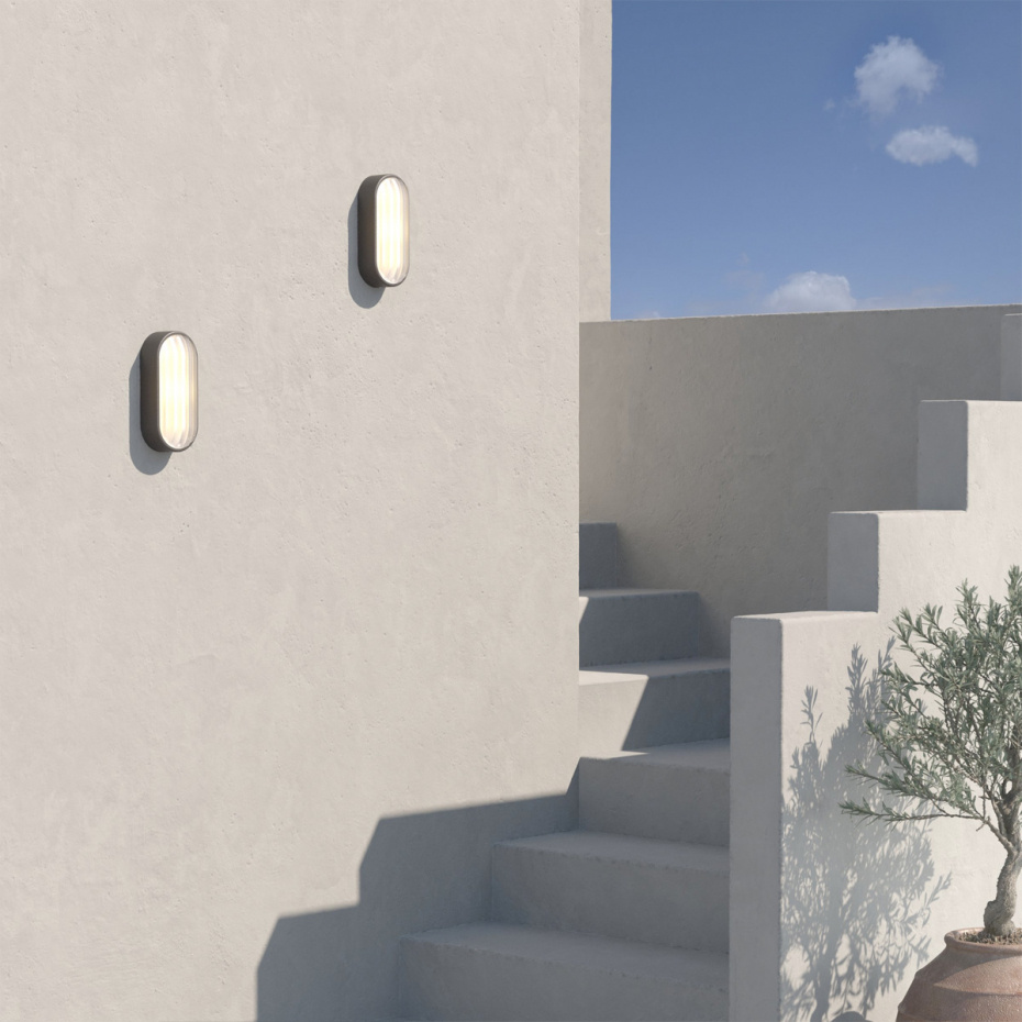 Montreal Oval Vägglampa Textured Black