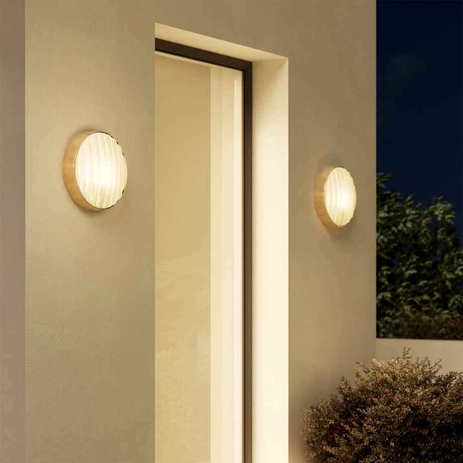 Montreal Round 300 Coastal Vägglampa PVD Brushed Brass