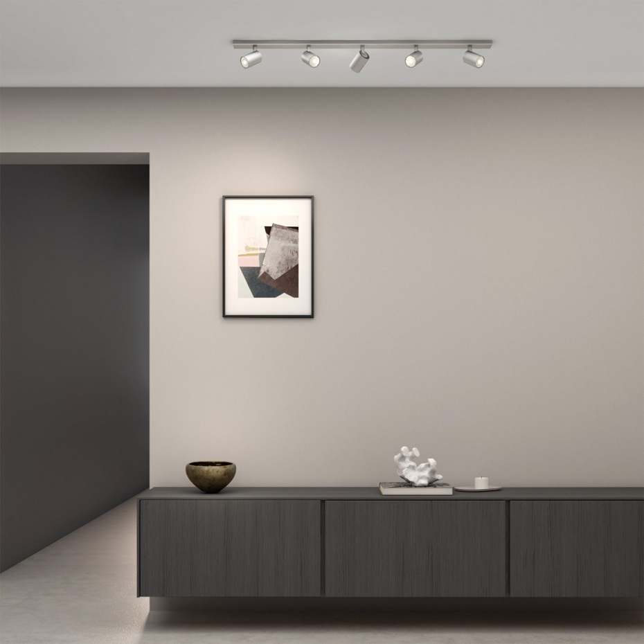 Ascoli Five Bar Spotlight Matt Nickel