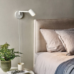 Ascoli Swing Plug In Vägglampa Matt White Ascoli Swing Plug In Vägglampa Matt White