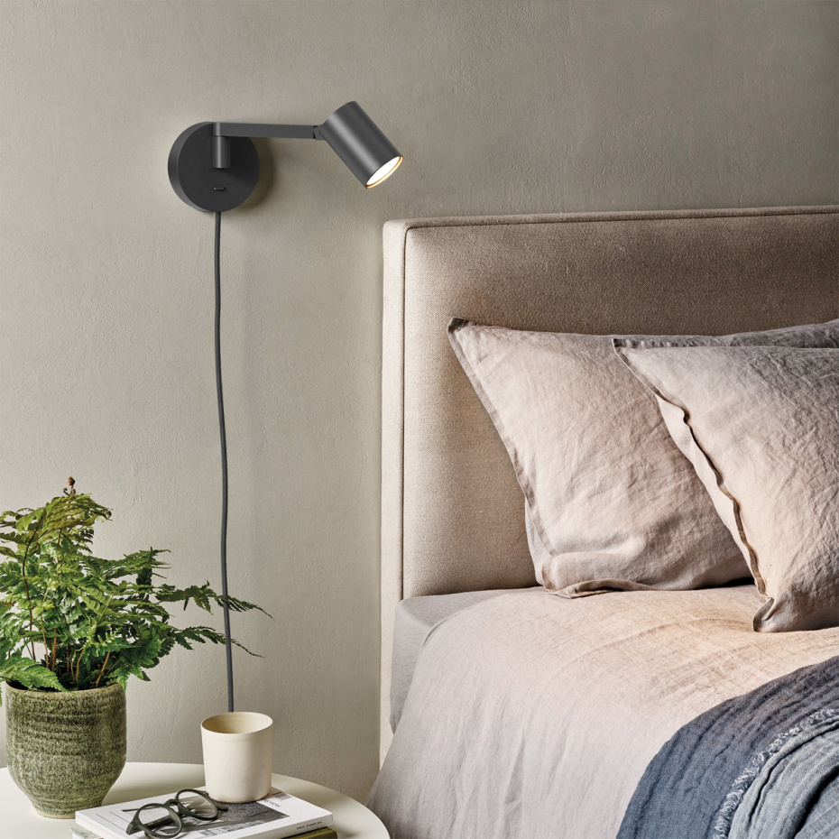 Ascoli Swing Plug In Vägglampa Matt Black