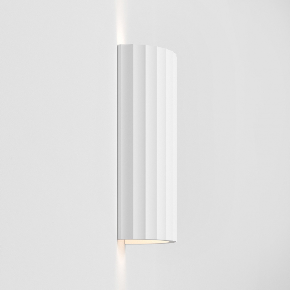 Kymi 300 Vägglampa Plaster