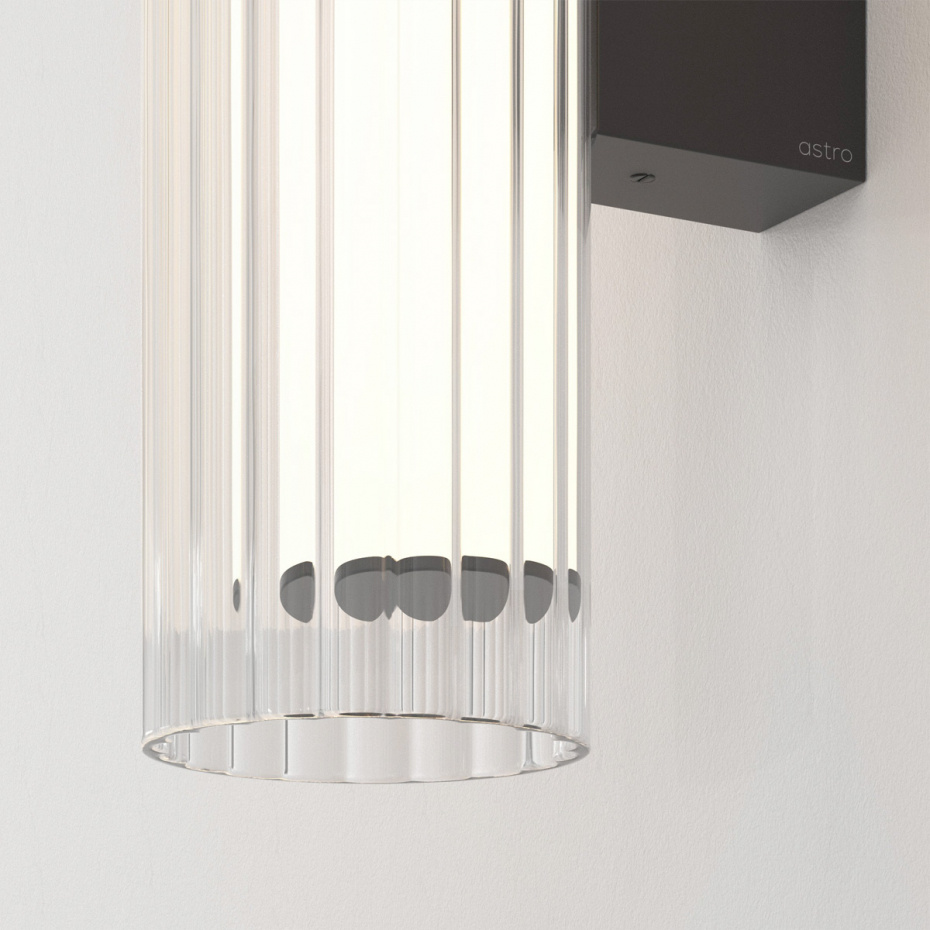 io 420 LED Vägglampa Matt Black IP44