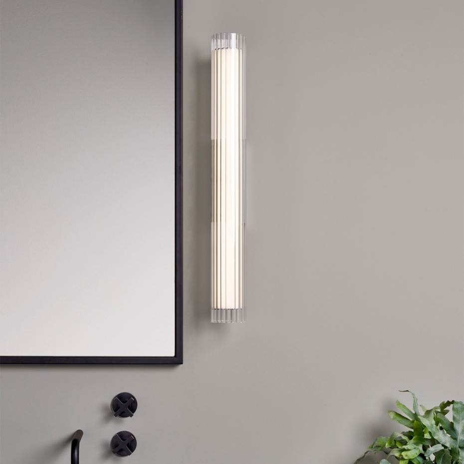 io 665 LED Vägglampa Polished Chrome IP44