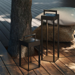 Kuro 450 Portable Solcellslampa Textured Black Kuro 450 Portable Solcellslampa Textured Black