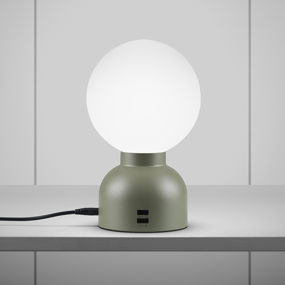 Pluggie Bordslampa Vit