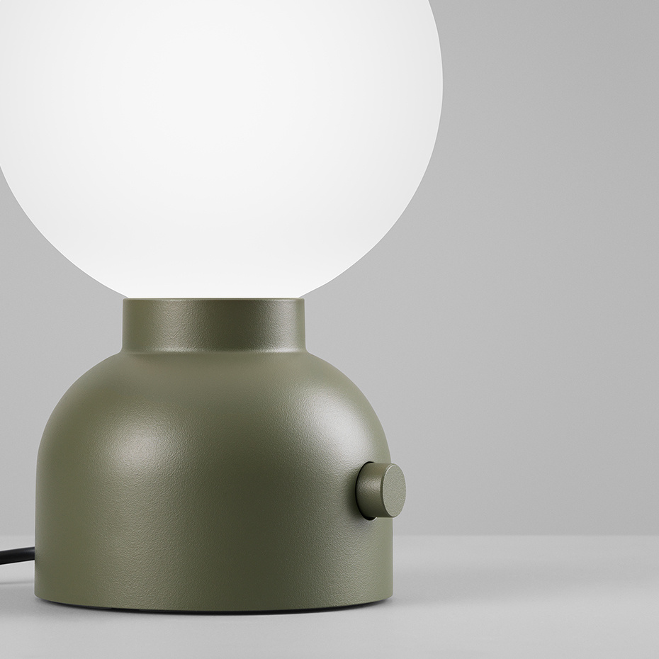 Pluggie Bordslampa Vit