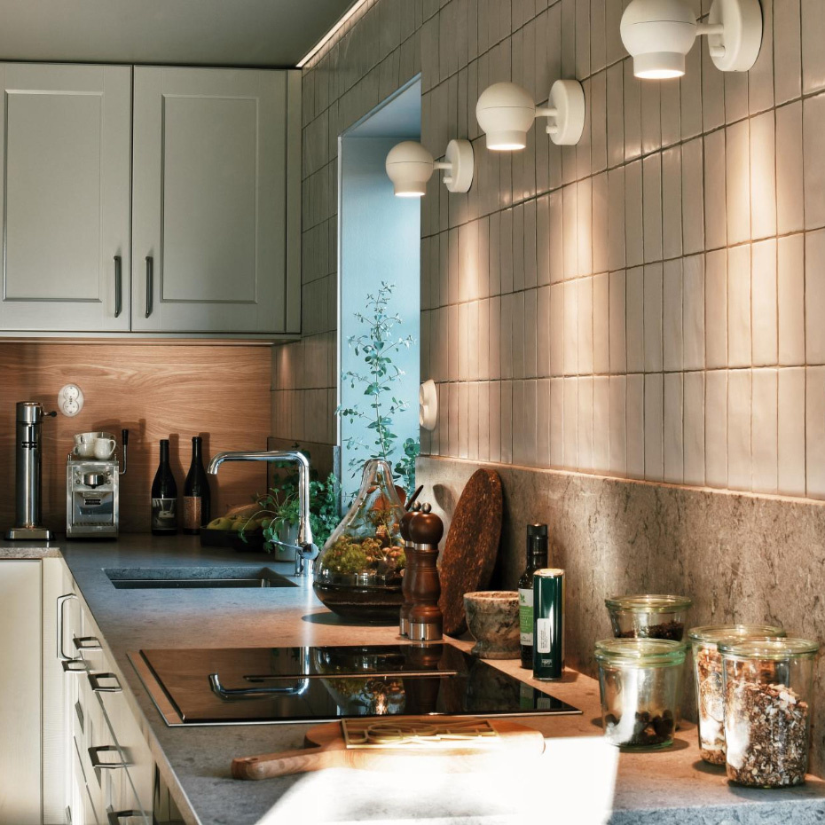 Ogle Mini Vägglampa Svart