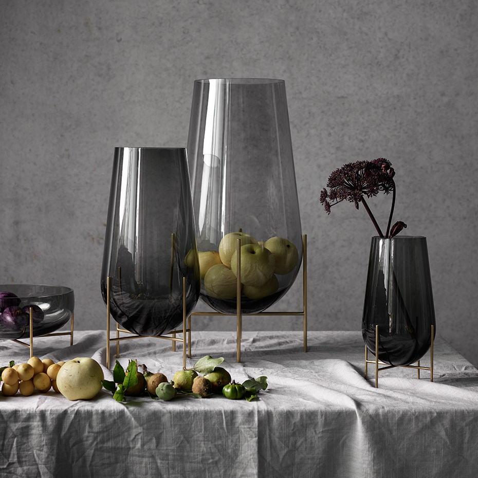 Échasse Vase Small Smoke/Brushed Brass