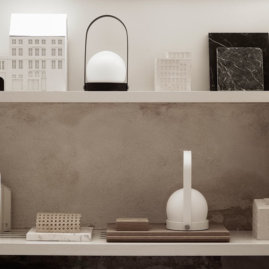 Carrie Portable Bordslampa Burned Red IP44