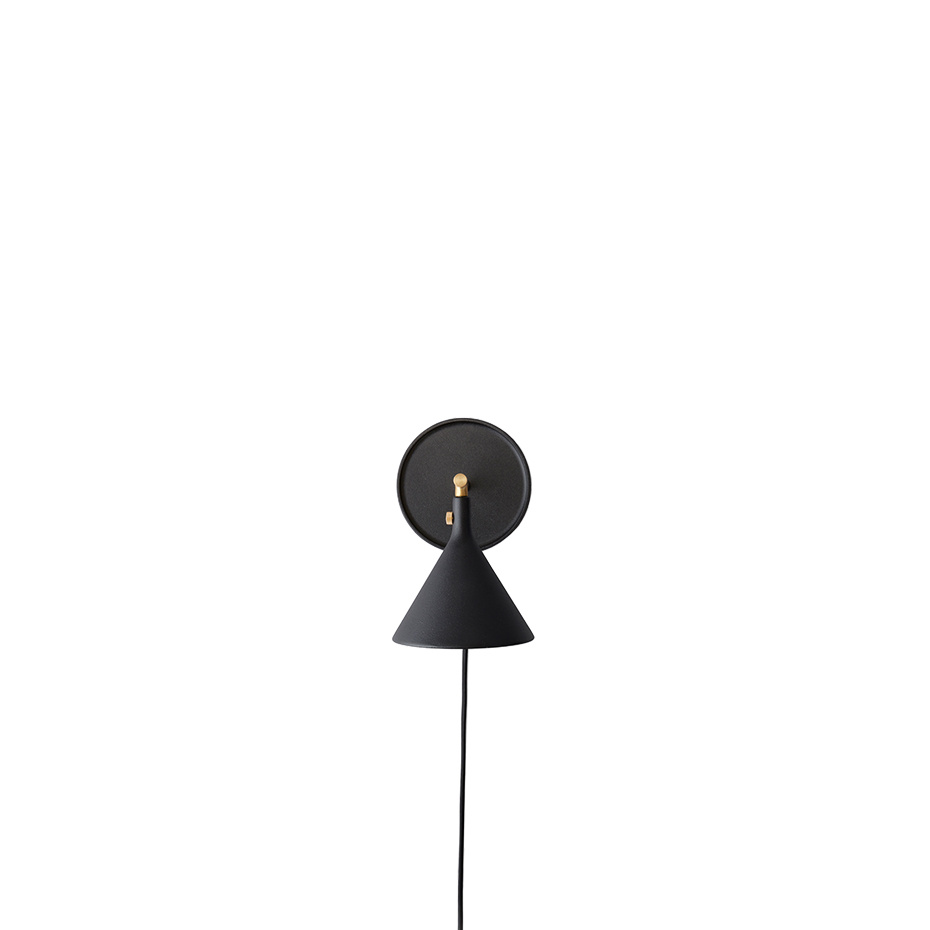 Cast Sconce Vägglampa Black With Diffuser