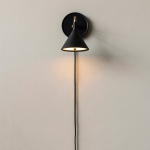 Cast Sconce Vägglampa Black With Diffuser Cast Sconce Vägglampa Black With Diffuser