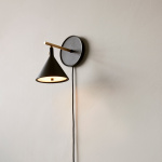 Cast Sconce Vägglampa Black With Diffuser Cast Sconce Vägglampa Black With Diffuser