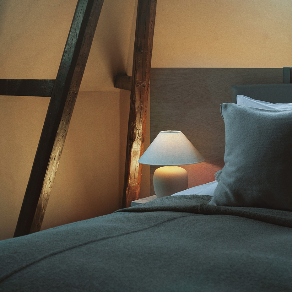 Torso Bordslampa 37 Sand/Off-White