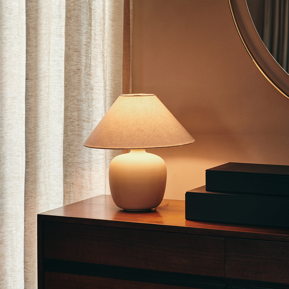 Torso Bordslampa 37 Sand/Off-White