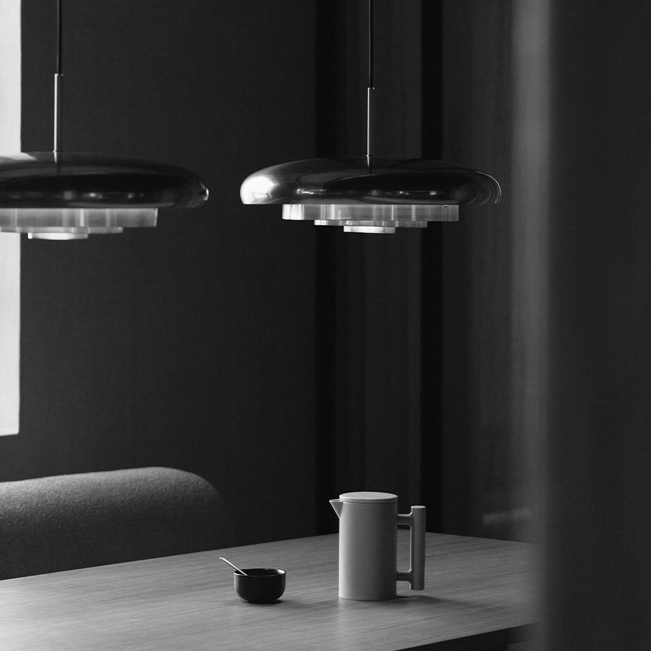 Resonant Pendel Polished Brass