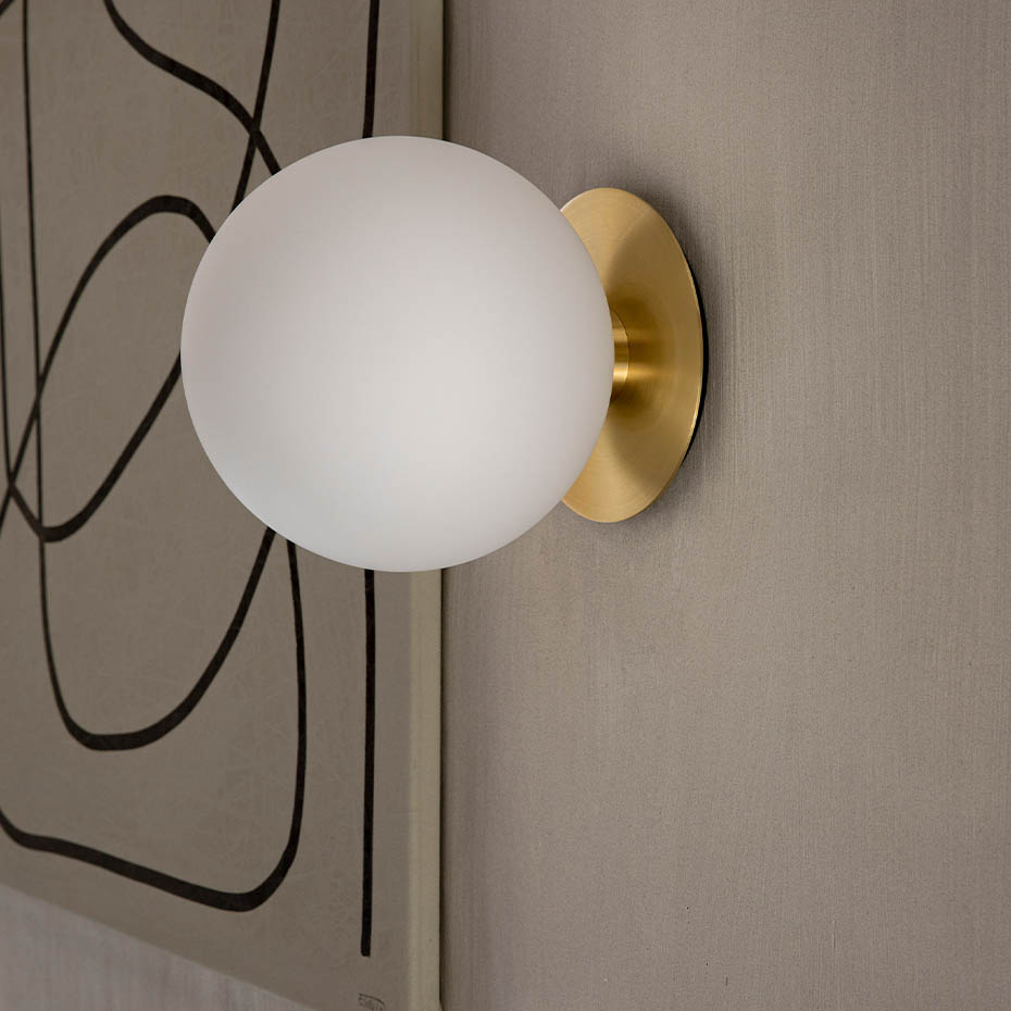 TR Bulb Taklampa/Vägglampa Brushed Brass