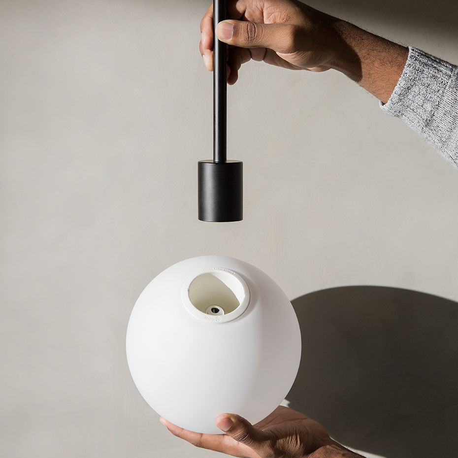 TR Bulb Pendel Black