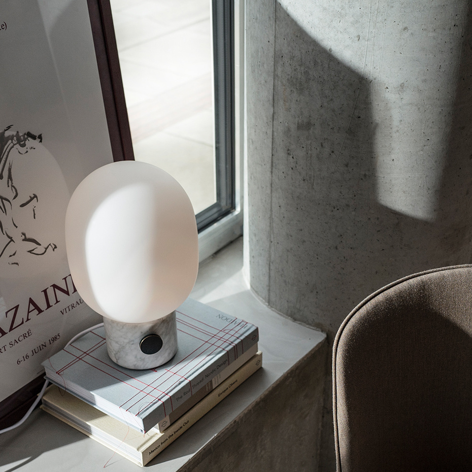 JWDA Bordslampa Large White Marble Carrara