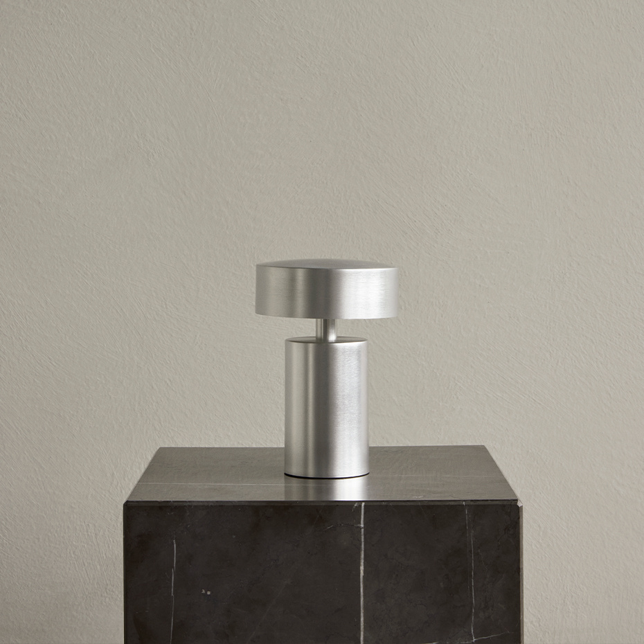 Column Portable Bordslampa Aluminium IP44