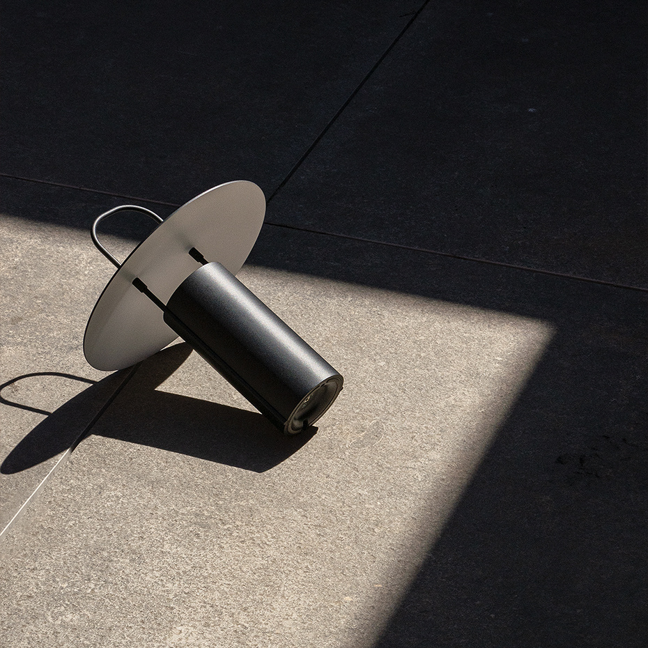 Ray Portable Bordslampa Black IP44