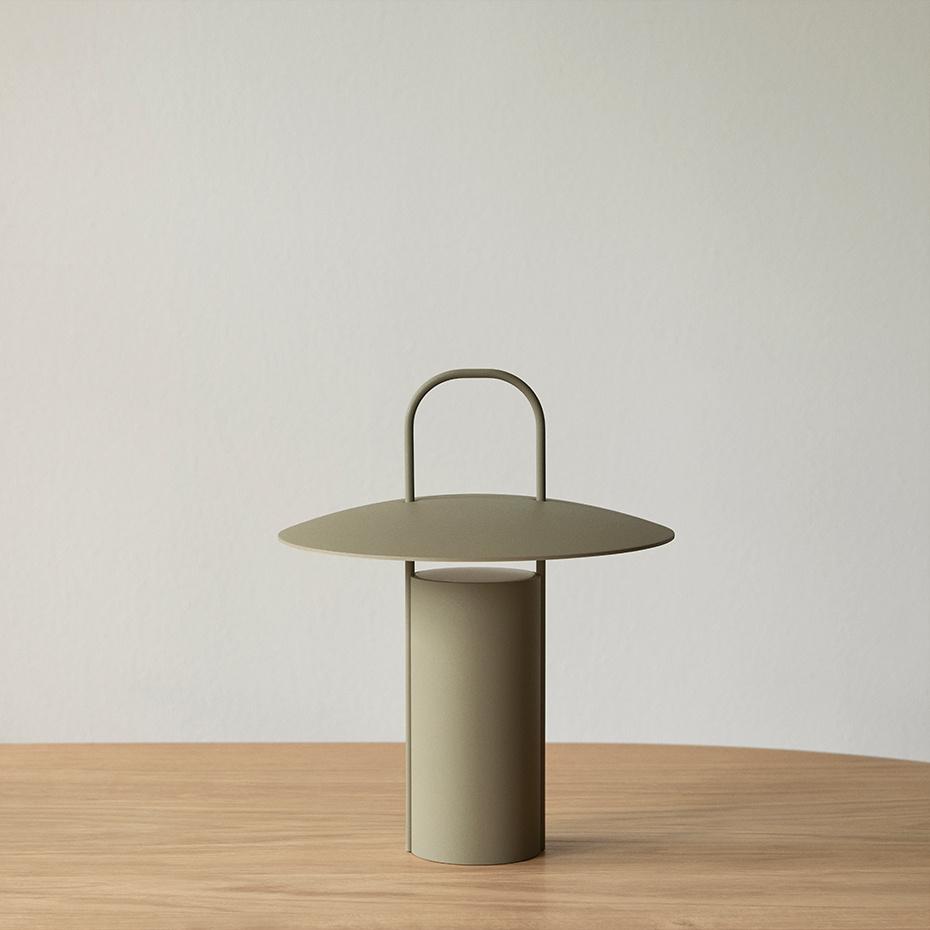 Ray Portable Bordslampa Dusty Green IP44