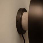 Reverse Vägglampa On-Lamp Dimmer With Cord Sand Travertine/Bronzed Brass Reverse Vägglampa On-Lamp Dimmer With Cord Sand Travertine/Bronzed Brass