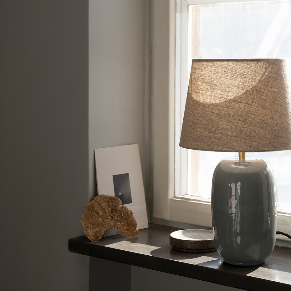 Emily Bordslampa Dusty Green