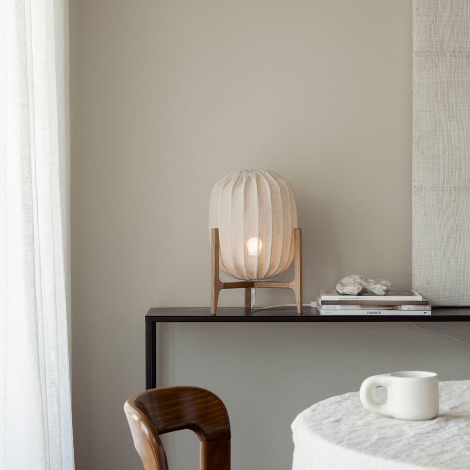 Prisma Bordslampa Ek/Natur