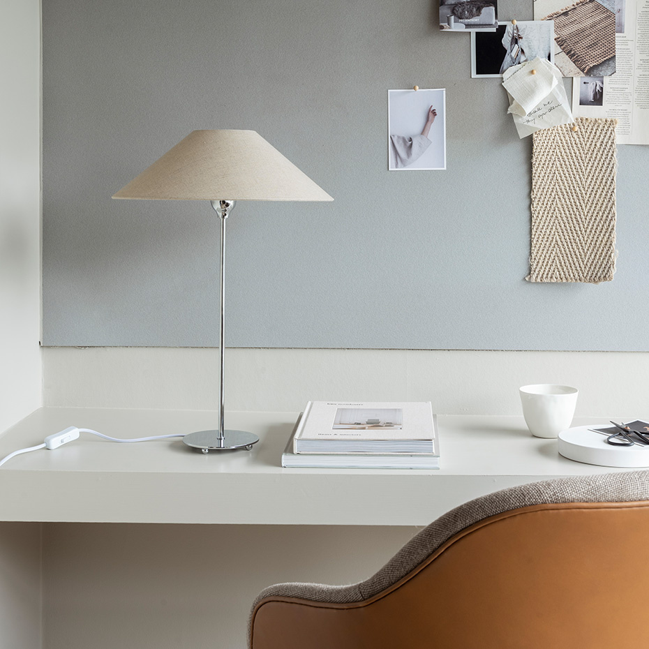 Line 45 Bordslampa Silver