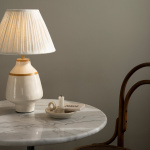 Becky Bordslampa Vit/Senapsgul Becky Bordslampa Vit/Senapsgul